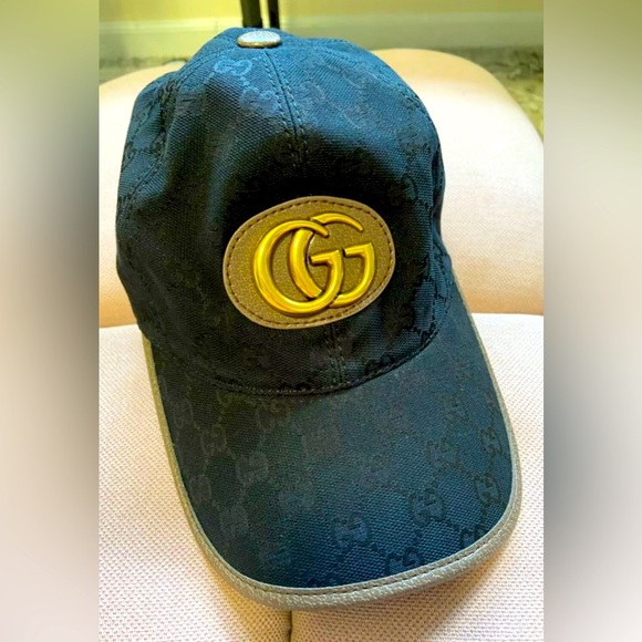 Gucci Black and Gold Cap. GUCCI GG Logo Baseball Cap Hat Outdoor Unisex - Picture 1 of 3